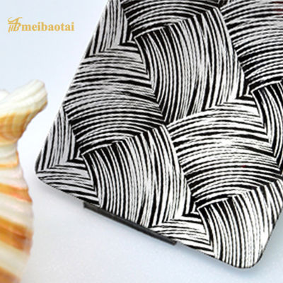 एएसटीएम मानक 304 स्टेनलेस शीट 1.0 एमएम मोटाई और चार फीट आकार के साथ उत्कीर्ण स्टेनलेस स्टील शीट