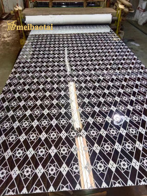 4x8 नक़्क़ाशीदार पैटर्न 304 स्टेनलेस स्टील लिफ्ट सजावटी शीट