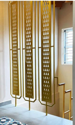 अच्छा दाम होटल और होम डेकोरेशन स्टेनलेस स्टील रूम डिवाइडर गुलाबी सोने कांस्य और सोने रंग अनुकूलन योग्य आकार और पैटर्न उपलब्ध ऑनलाइन