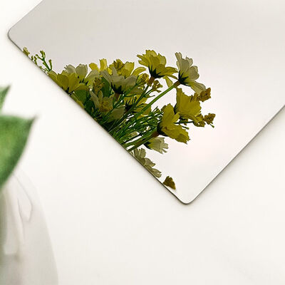 अच्छा दाम 304 मिरर फ़िनिश डेकोरेटिव स्टेनलेस स्टील शीट चार फीट ऑनलाइन