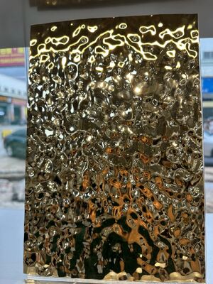 अच्छा दाम 304 ग्रेड पीवीडी लेपित पानी लहर स्टेनलेस स्टील शीट 1219x2438 मिमी छत और दीवार के लिए ऑनलाइन