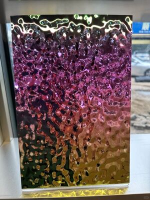 0.65 मिमी मोटाई चांदी का दर्पण परिष्करण छत और दीवार सजावट के लिए पीवीडी स्टेनलेस स्टील शीट