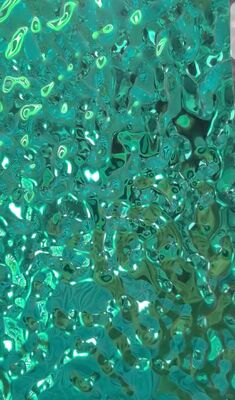 सजावटी उपयोग के लिए पीवीडी नीली लेपित दर्पण सतह के साथ 304 स्टेनलेस स्टील पानी लहर शीट