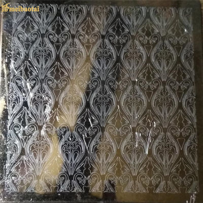 अच्छा दाम ब्लैक मिरर नक़्क़ाशीदार स्टेनलेस स्टील शीट मोटाई 0.3 मिमी एआईएसआई ऑनलाइन